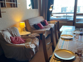 Appartement confortable 2 ch. à 50 m des pistes - FR-1-549-112